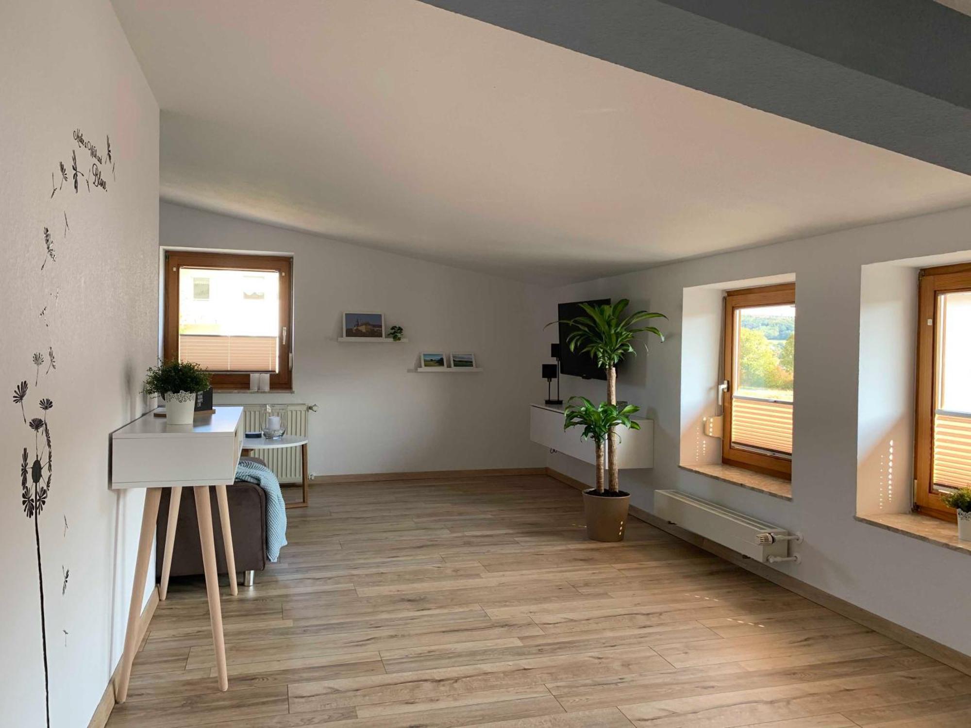 Ferienwohnung In Den Wiesen Albertshausen Exterior foto