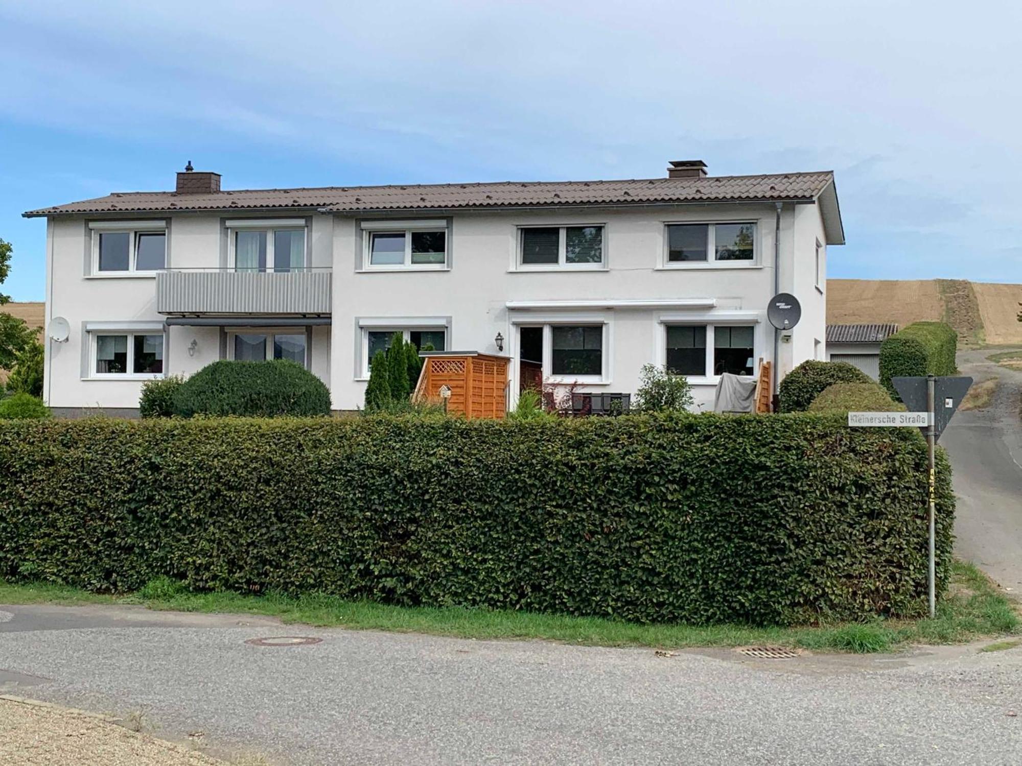 Ferienwohnung In Den Wiesen Albertshausen Exterior foto